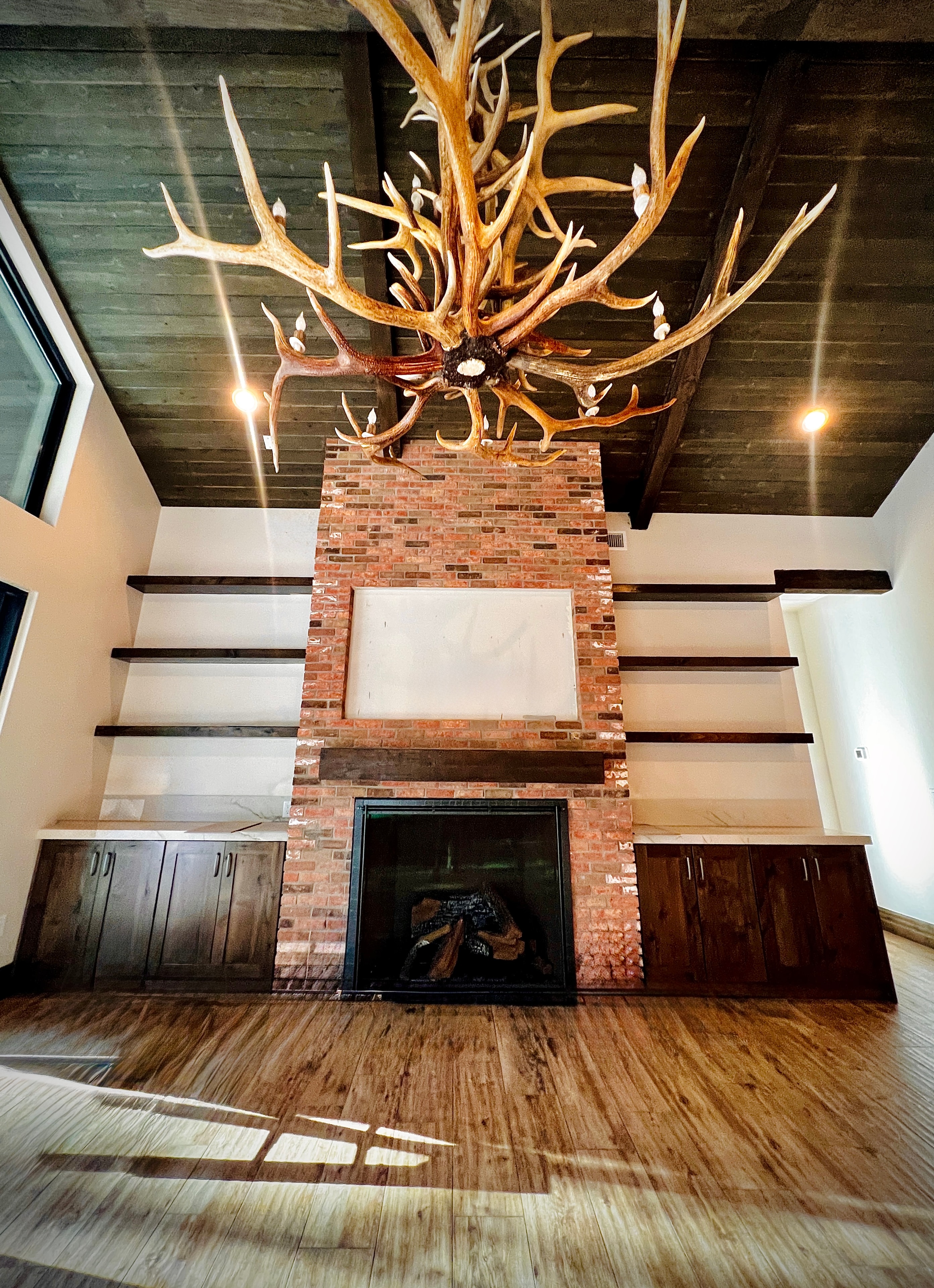 Fireplaces & Feature Walls